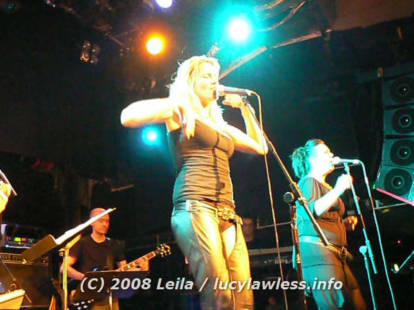 gal/Concert_03May08/Photos_By_Leila/P1030461.jpg