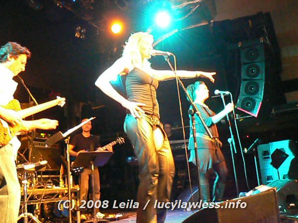 gal/Concert_03May08/Photos_By_Leila/P1030462.jpg