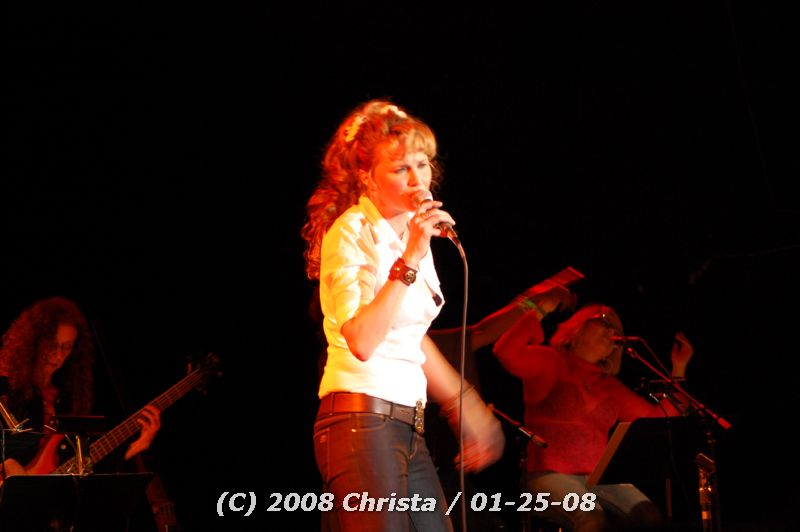 gal/Concert-25-01-08/Photos_By_Christa/DSC_0265.jpg