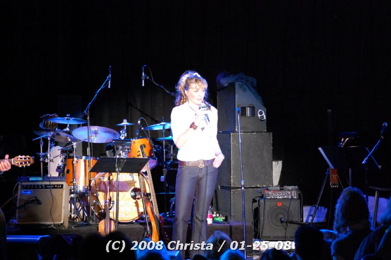 gal/Concert-25-01-08/Photos_By_Christa2/cmm-lucyconcert01-165.jpg