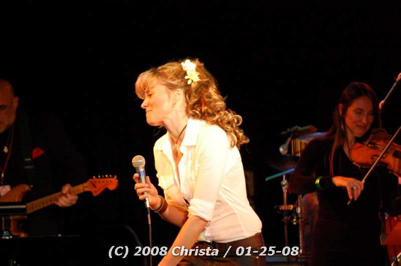 gal/Concert-25-01-08/Photos_By_Christa2/cmm-lucyconcert01-241.jpg